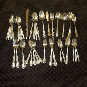 Assorted Bundle of Silverware